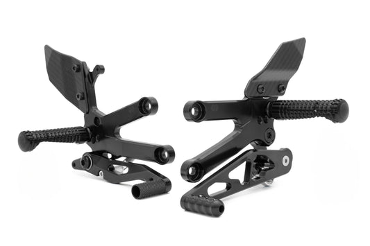 Gilles Fußrastenanlage FXR | BLACK | NUR FÜR RENNSTRECKE | passend für Honda CBR 600 RR - Modelle (2023-2024)
