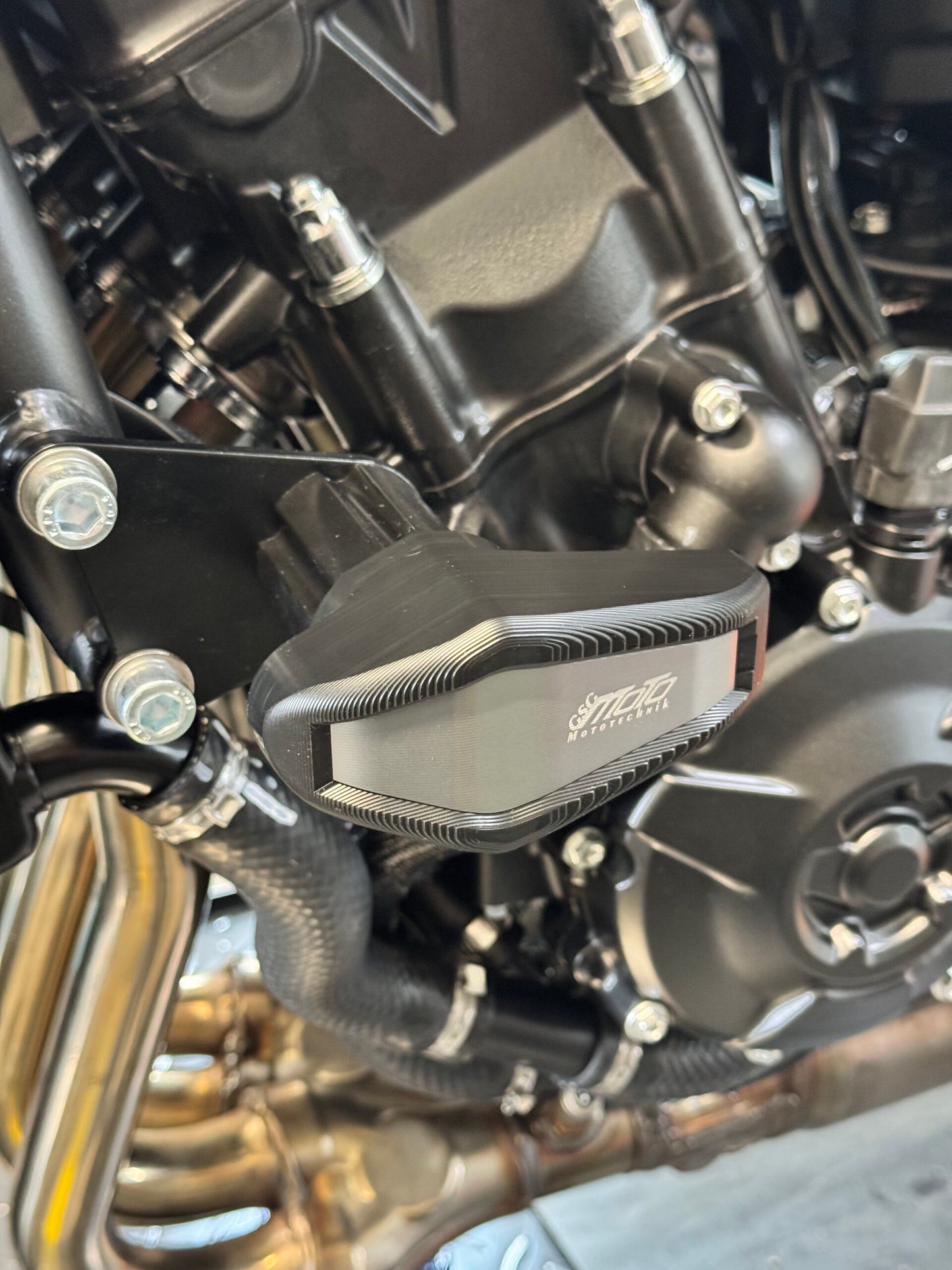 GSG Sturzpad-Satz STREET | PAAR | 8-Farben | passend für Suzuki GSX-8S (2023-2024)