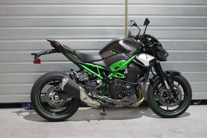 MG Biketec Kurzes Heck - Kennzeichenträger - Kennzeichenhalter | diverse Länder | passend für Kawasaki Z900 - Modelle (2025)