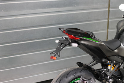 MG Biketec Kurzes Heck - Kennzeichenträger - Kennzeichenhalter | diverse Länder | passend für Kawasaki Z1100 / SE - Modelle (2026)