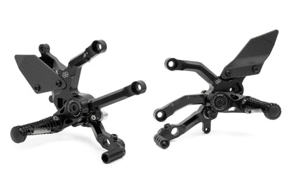 Gilles Fußrastenanlage MUE2 | verstellbar | ABE | passend für Ducati Streetfighter V4 / S (7F)  - Modelle (2025-)