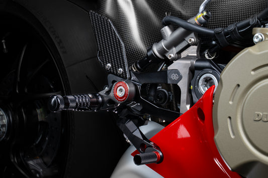 Gilles Fußrastenanlage MUE2 | verstellbar | ABE | passend für Ducati Panigale V4 / S / R - Modelle