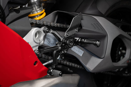 Gilles Fußrastenanlage MUE2 | verstellbar | ABE | passend für Ducati Panigale V4 / S (5D)  - Modelle (2024-)