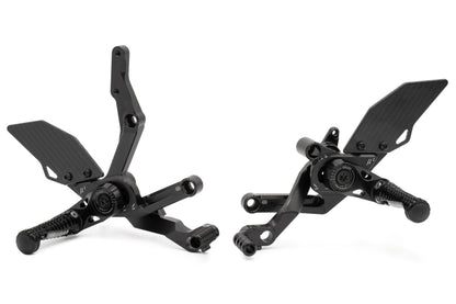 Gilles Fußrastenanlage MUE2 | verstellbar | ABE | passend für Ducati Panigale V2 (3H) / Streetfighter V2 / S (30) - Modelle (2025-)