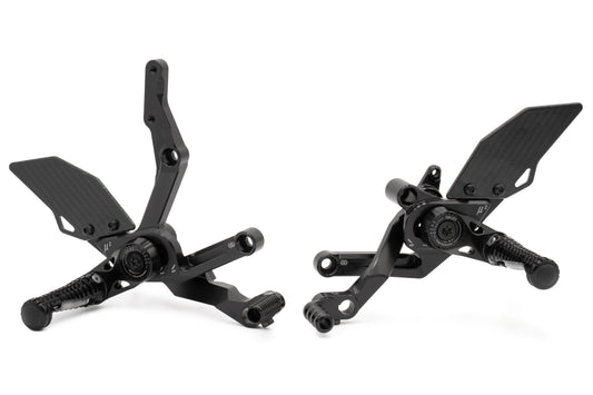 Gilles Fußrastenanlage MUE2 | verstellbar | ABE | passend für Ducati Panigale V2 (3H) / Streetfighter V2 / S (30) - Modelle (2025-)