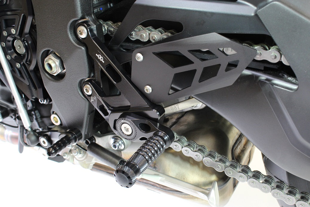 Gilles Fußrastenanlage MUE2 | passend für Yamaha MT-10 / FZ-10 & MT-10 SP - Modelle