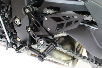 Gilles Fußrastenanlage MUE2 | passend für Yamaha MT-10 / FZ-10 & MT-10 SP - Modelle