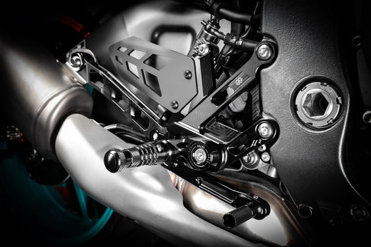 Gilles Fußrastenanlage MUE2 | passend für Yamaha MT-10 / SP / GT - Modelle