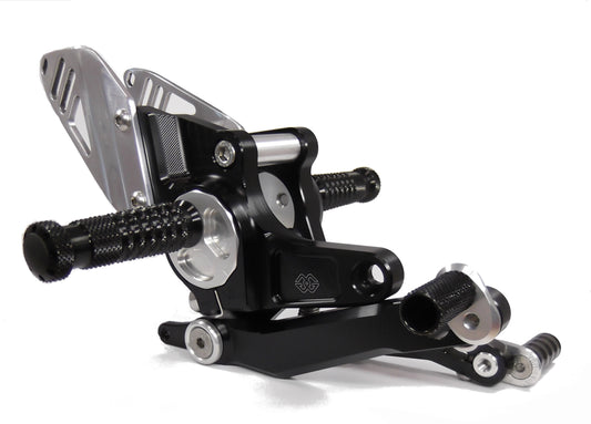 Gilles Fußrastenanlage RCT10GT | verstellbar | ABE | passend für BMW R 1200 R / Classic / R Nine T - Modelle