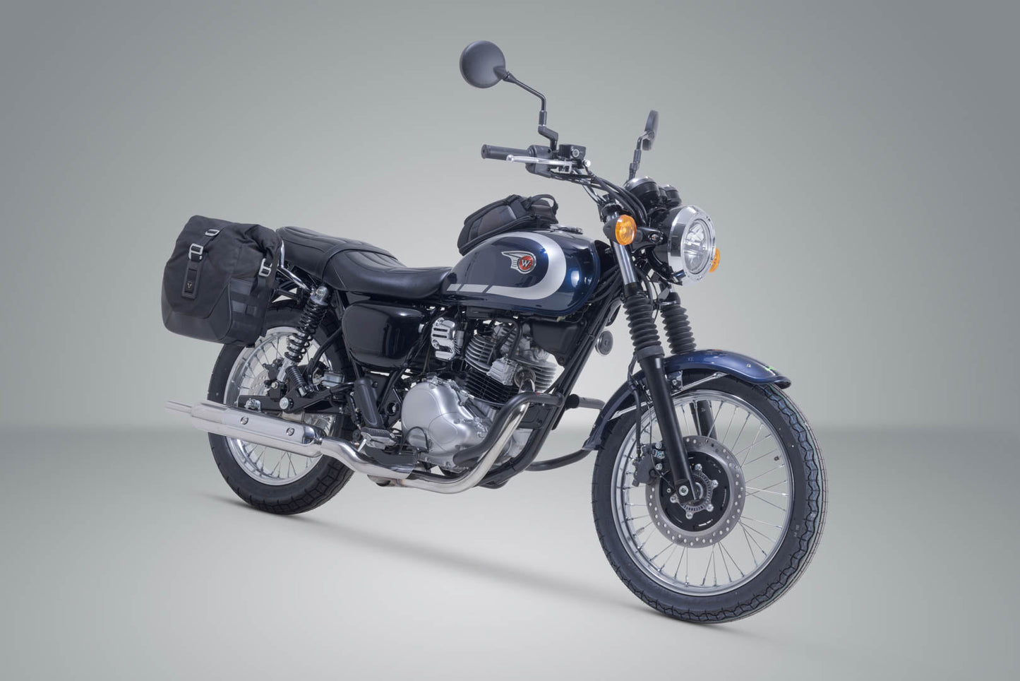 SW-Motech Legend Gear Seitentaschen-System LC Black Edition | Kawasaki W230 (24-).