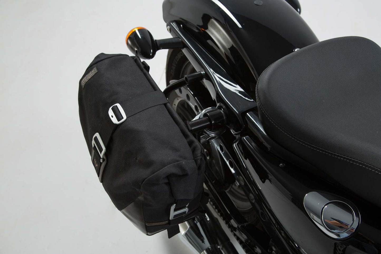 SW-Motech Legend Gear Seitentaschen-System LC | Harley-Davidson Sportster Modelle (04-).