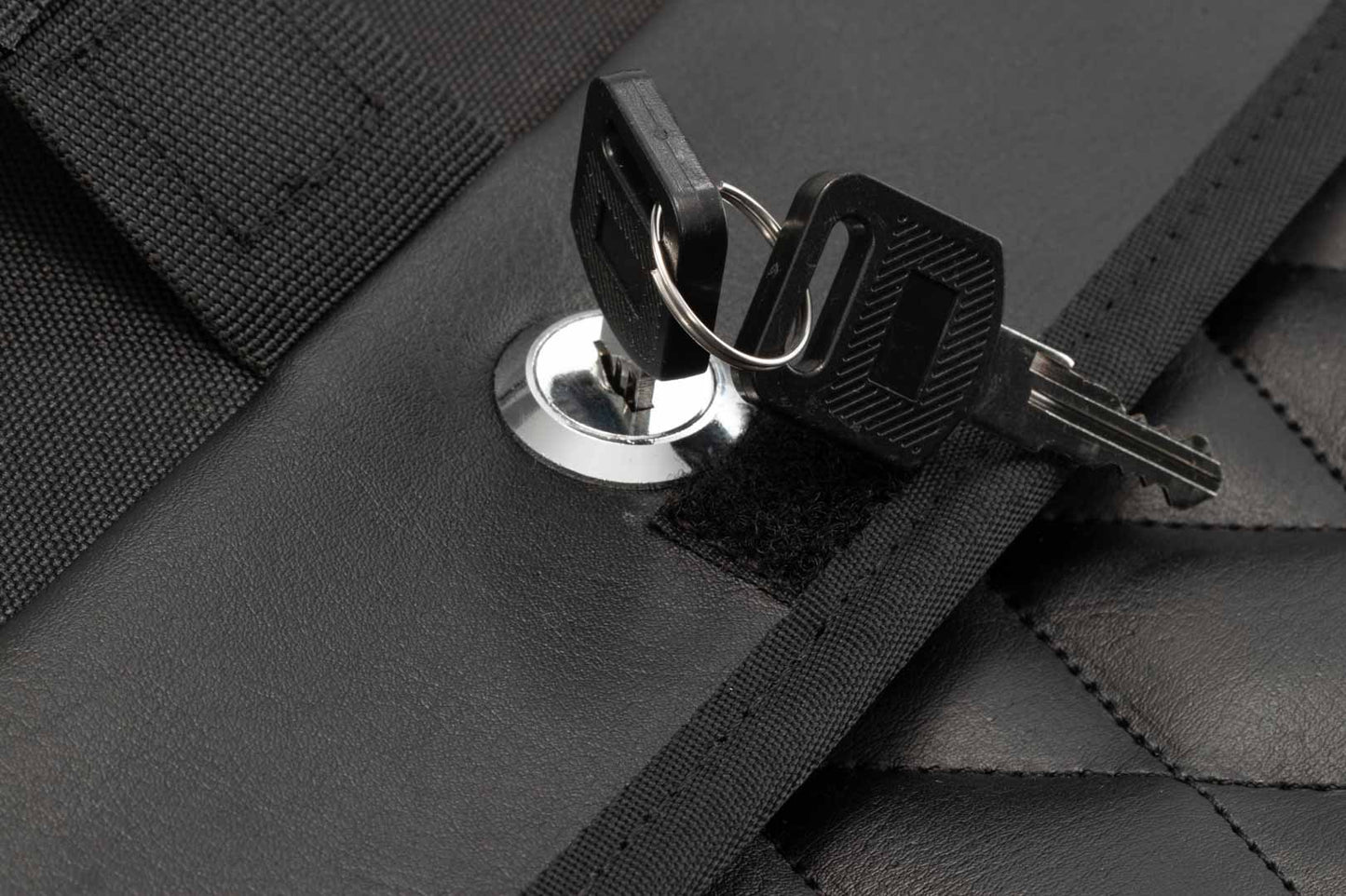 SW-Motech Legend Gear Schloss-Satz | 2 Schlösser/2 Schlüssel. Gleichschließend. Für LH.