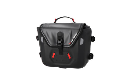 SW-Motech SysBag WP S mit Adapterplatte links | 12-16l. Wasserdicht. Für Seitenträger.