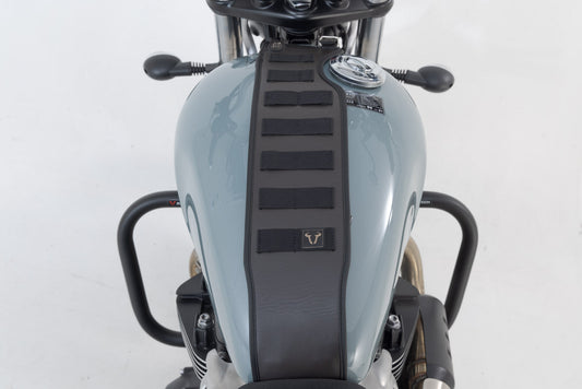 SW-Motech Legend Gear Tankriemen-Set | Triumph-Modelle (15-). Mit Zusatztasche LA2.