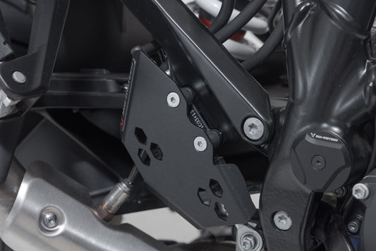 SW-Motech Bremspumpen-Schutz | Schwarz. KTM 1050/1090/1190/1290 Adventure.