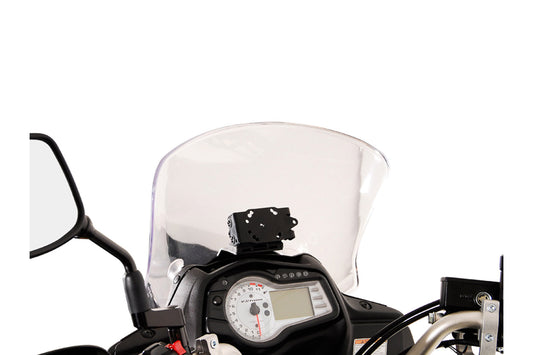 SW-Motech Navi-Halter im Cockpit | Schwarz. Suzuki DL 650 V-Strom (11-16).