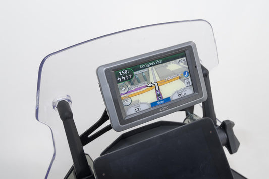 SW-Motech Navi-Halter im Cockpit | Schwarz. CFMoto 800MT (21-).