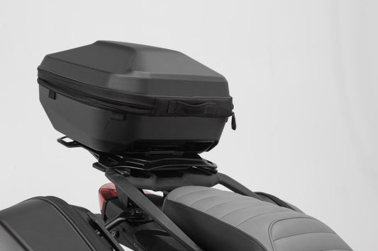 SW-Motech URBAN ABS Topcase-System | Schwarz. Triumph Tiger 800 Modelle (10-).