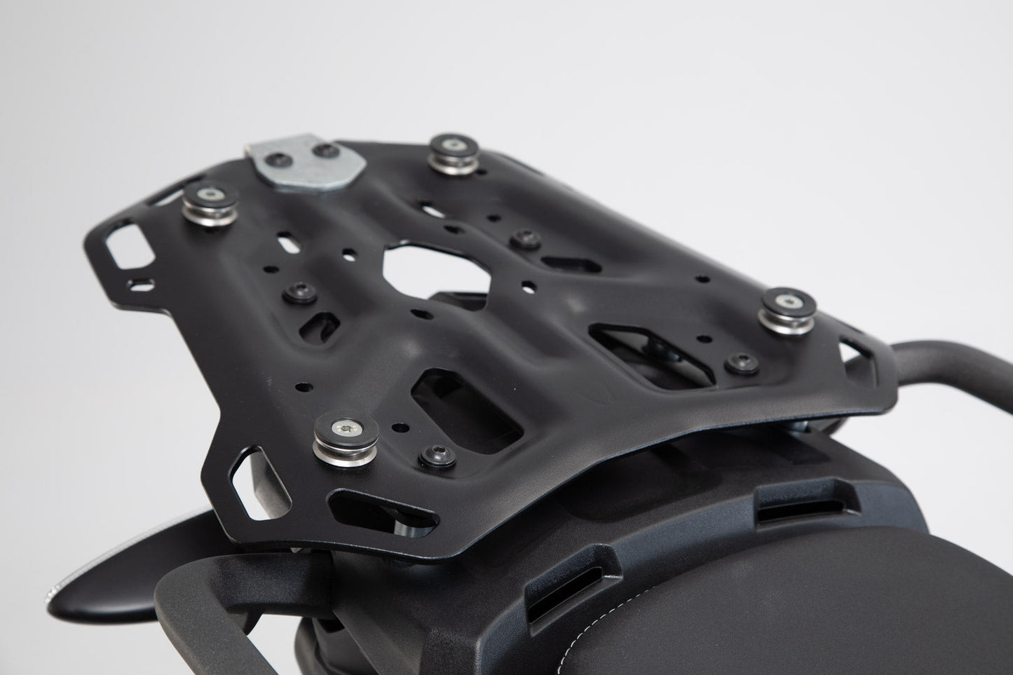 SW-Motech TRAX ADV Topcase-System | Silbern. Triumph Tiger 800 Modelle (10-).