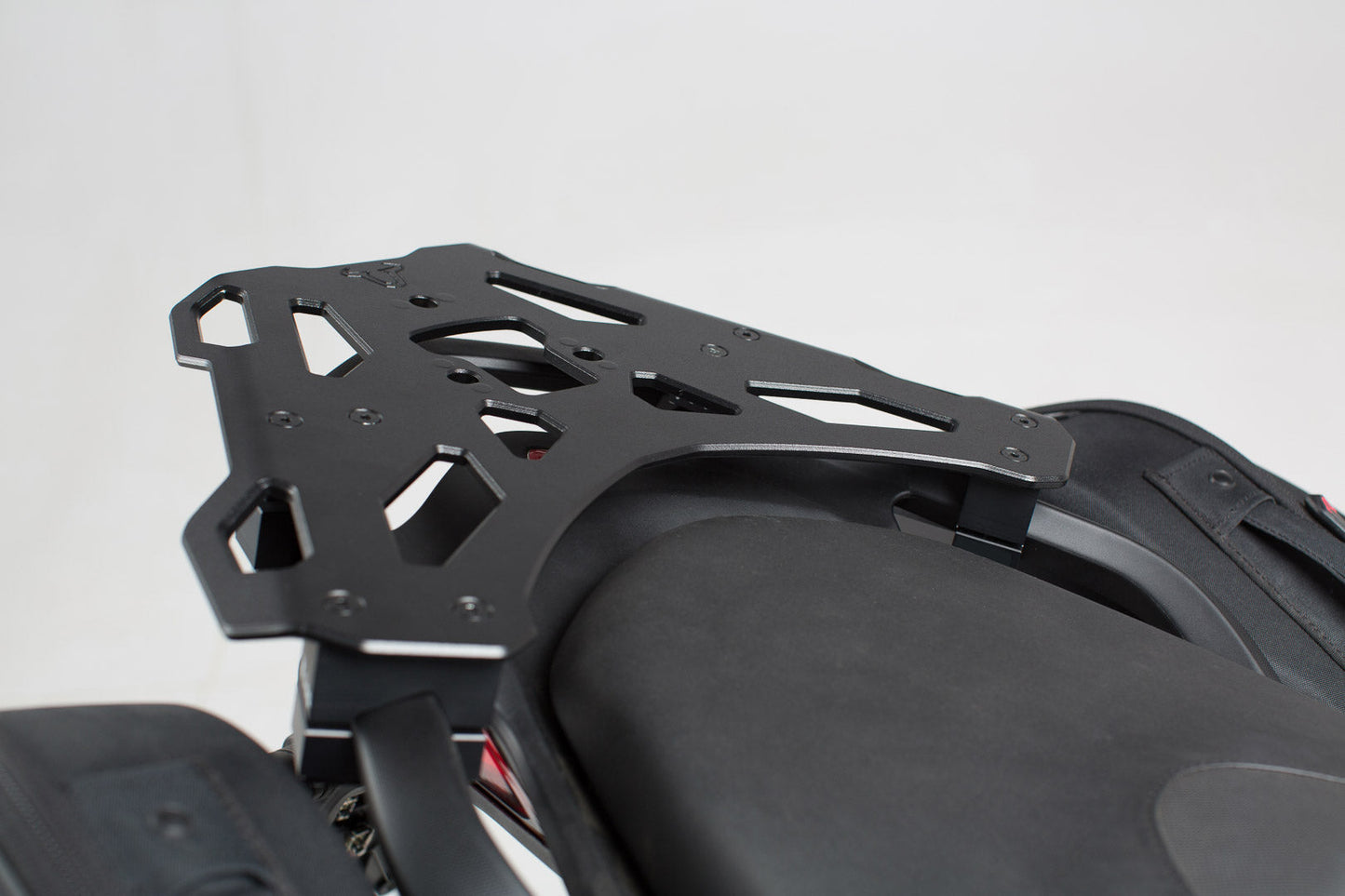 SW-Motech ALU-RACK Gepäckträger | Schwarz. Ducati Multistrada 1200 / S (15-17).