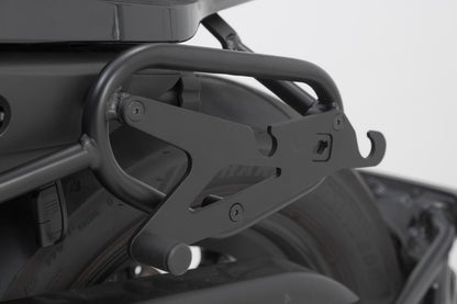 SW-Motech Adapterplatte SLH auf SLC | Schwarz. Universal. Für rechte Seite.