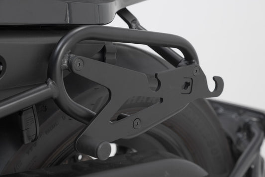 SW-Motech Adapterplatte SLH auf SLC | Schwarz. Universal. Für rechte Seite.