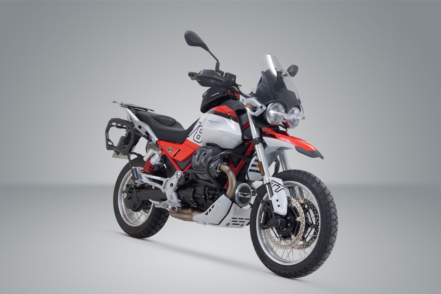 SW-Motech Adventure Set DUSC mit Topcase L | Schwarz. Moto Guzzi V85 TT (19-23).
