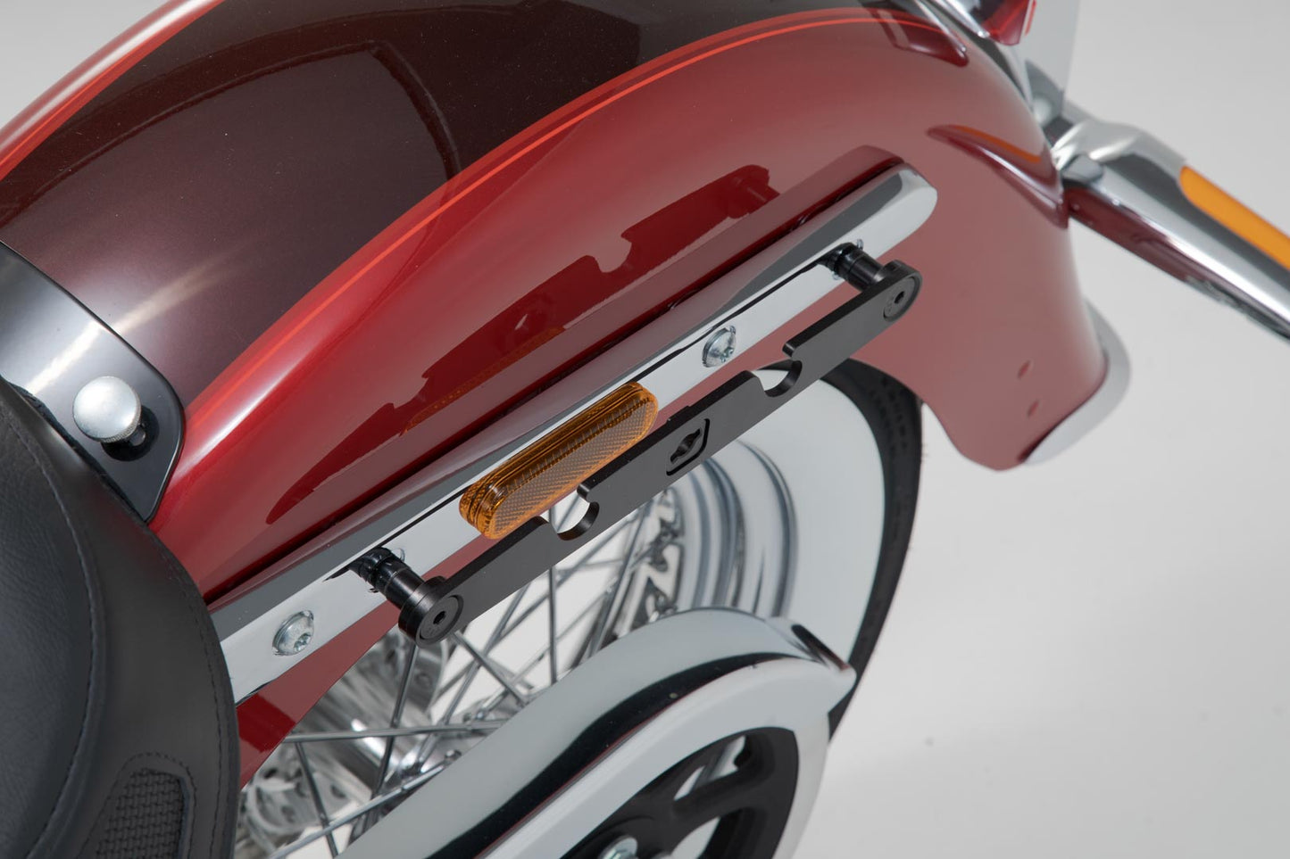 SW-Motech SLH Seitenträger LH2 links | Harley-Davidson Softail Deluxe (17-). Für LH2.