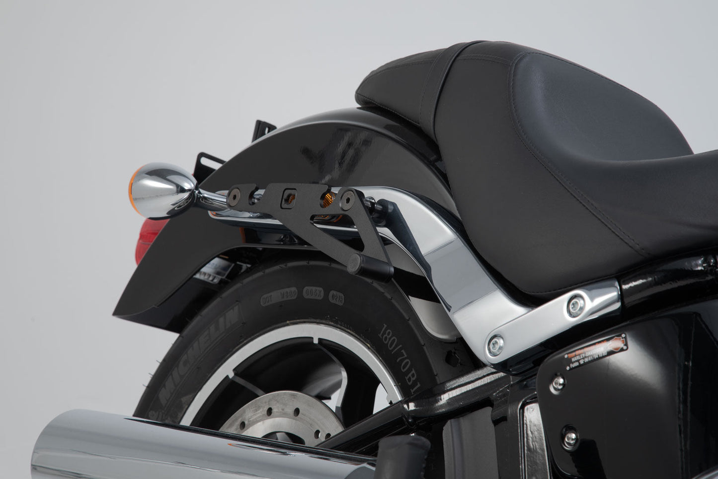 SW-Motech SLH Seitenträger LH1 rechts | Harley-Davids. Softail Low Rider/S (17-). Für LH1.