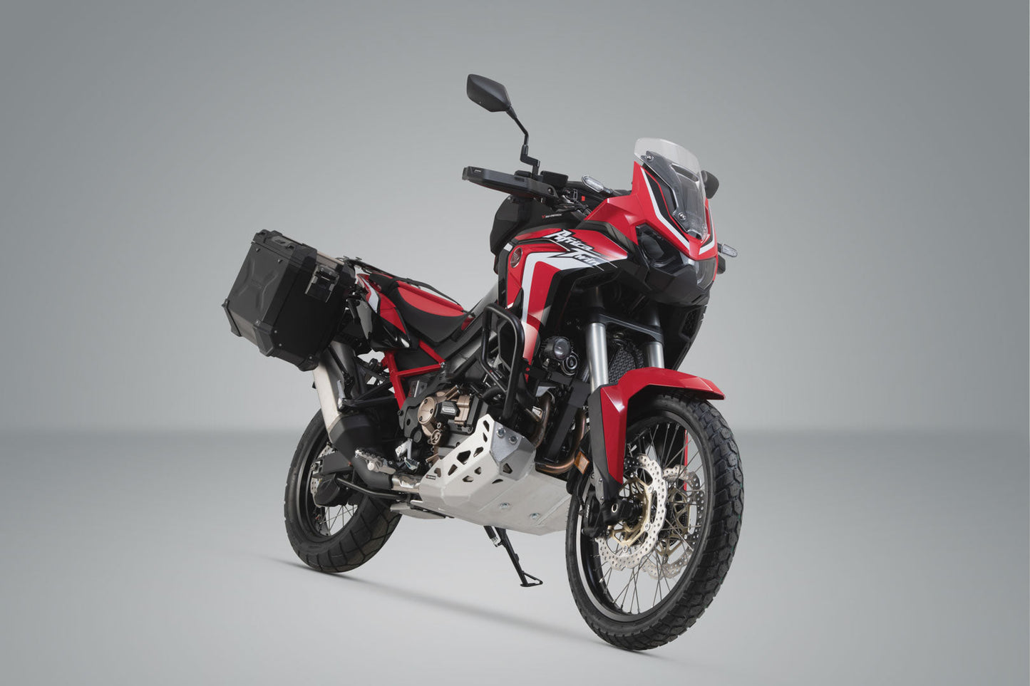 SW-Motech TRAX ADV Alukoffer-System | Schwarz. 45/37 l. CRF1100L Africa Twin (19-21).