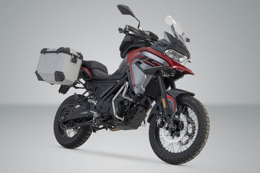 SW-Motech TRAX ADV Alukoffer-System | Silbern. 37/45 l. Voge 650 DS/X (22-).