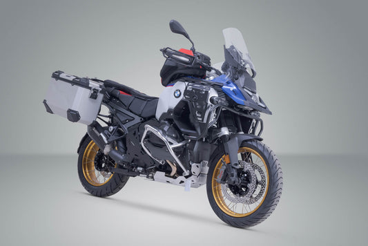 SW-Motech TRAX ADV Alukoffer-System + Akrapovic | Silbern. 45/45 l. BMW R 1300 GS Adv. (24-).
