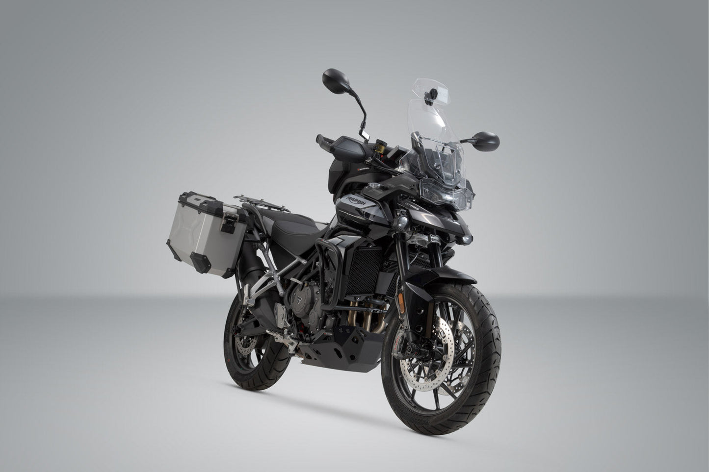 SW-Motech TRAX ADV Alukoffer-System | Silber. 45/37 l. Triumph Tiger 900/GT/Rally/Pro.