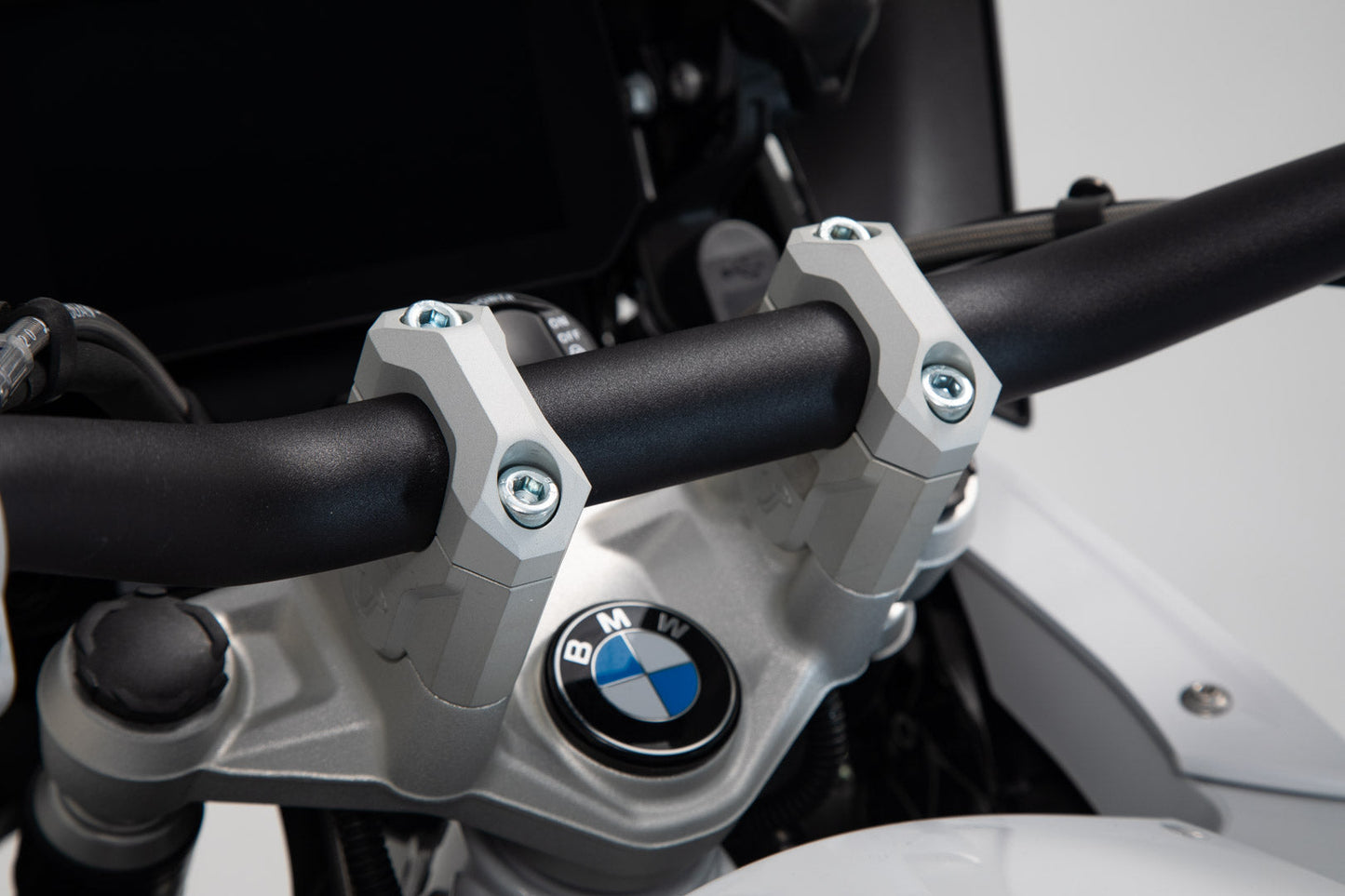 SW-Motech Lenkererhöhung | H=40 mm. Schwarz. R1200GS (12-18), R1250GS (18-).