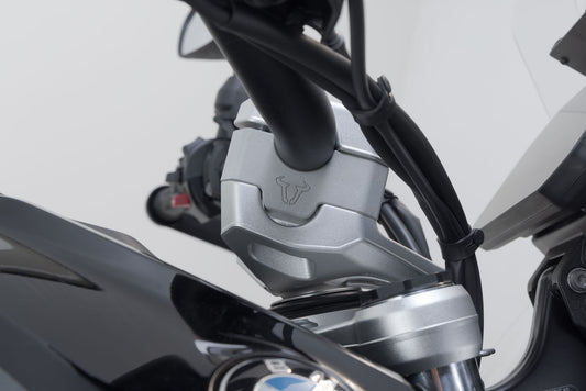 SW-Motech Lenkererhöhung | H=30 mm. Silbern. BMW R 1300 GS (23-)/Adv (24-).