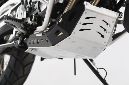 SW-Motech Motorgehäusedeckel-Schutz | Schwarz/Silbern. S1000RR(19-)/R(21-), M1000R(22-).