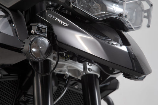 SW-Motech Scheinwerfer-Halter | Schwarz. Triumph Tiger 900/GT/Rally/Pro (19-23).