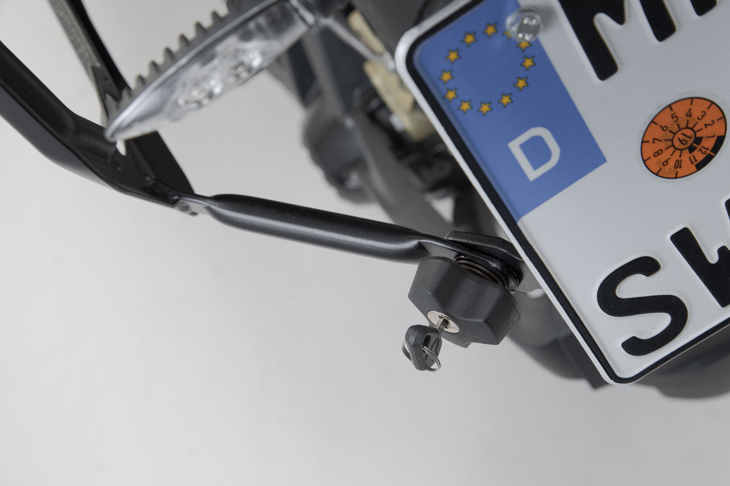 SW-Motech Diebstahlsicherung für PRO Seitenträger | QUICK-LOCK. 2 Schlösser, 2 Schlüssel.