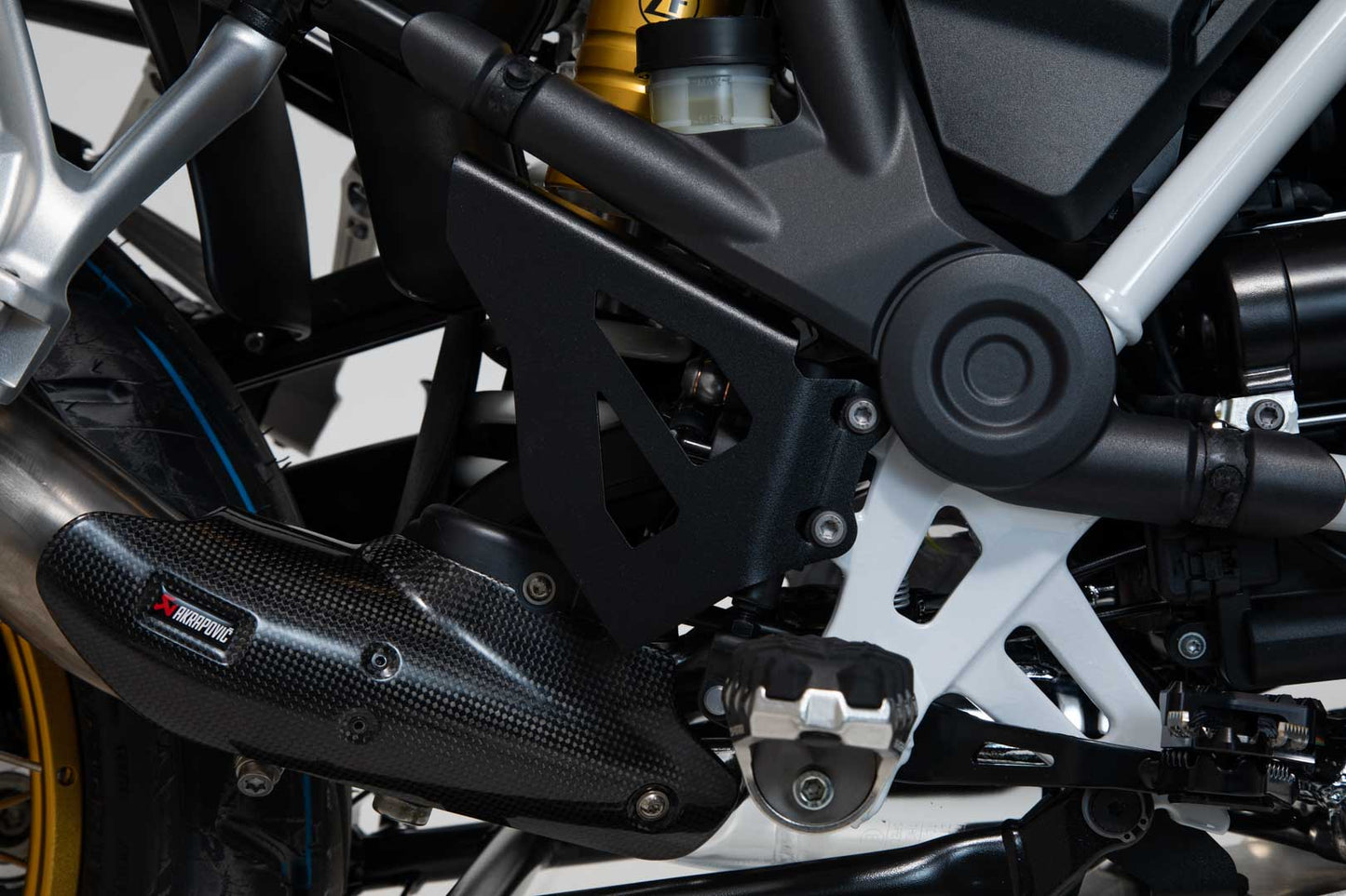 SW-Motech Bremspumpen-Schutz Set | Schwarz. BMW R 1200 GS, R 1250 GS.