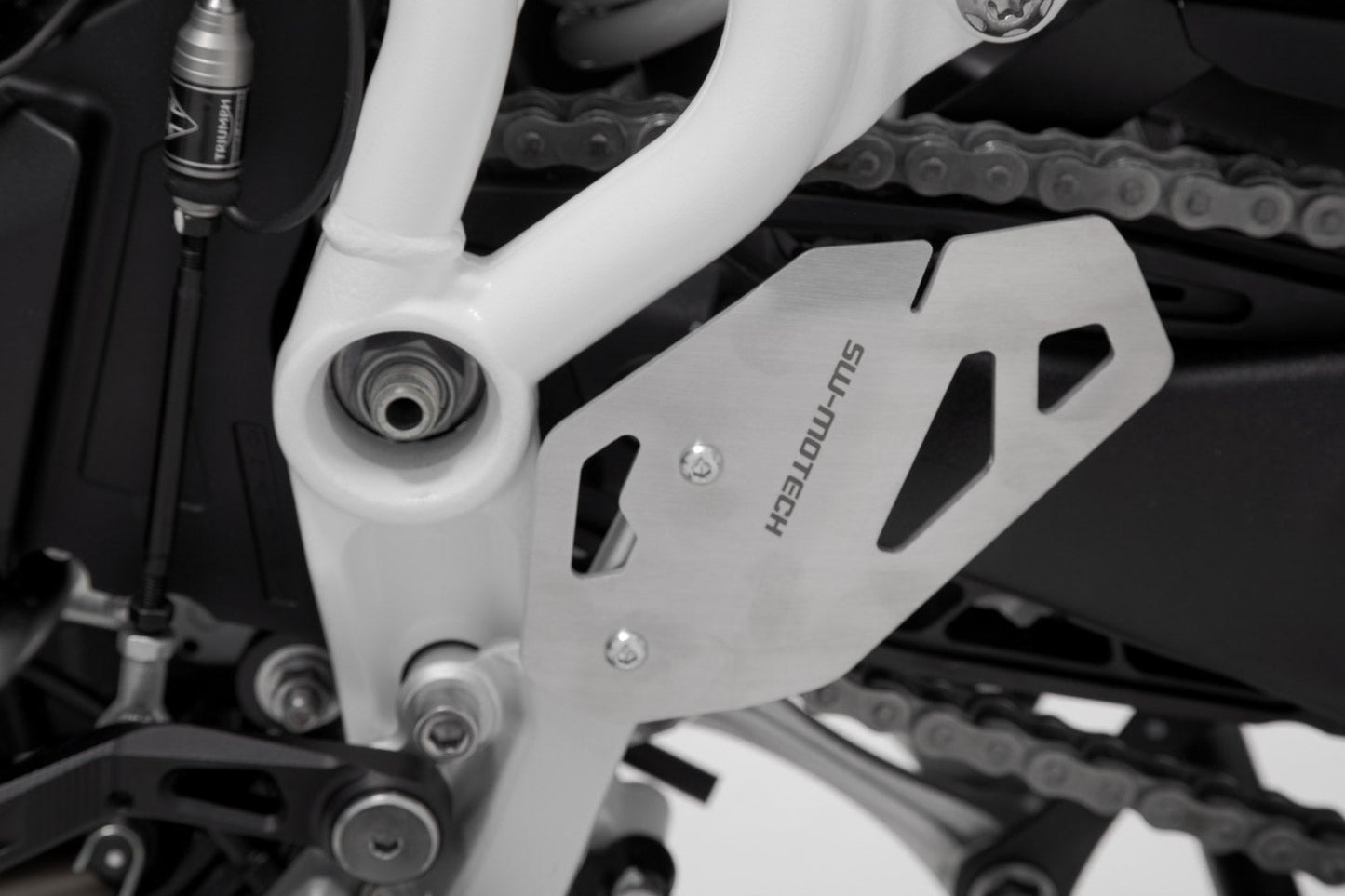 SW-Motech Fersenschutz links | Schwarz. Triumph Tiger 900/GT/Rally/Pro (19-23).