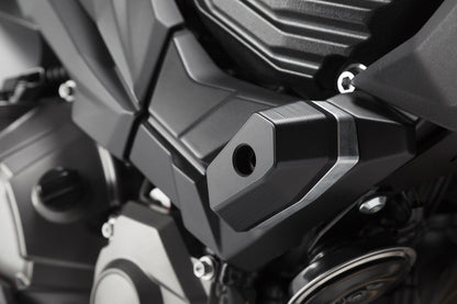 SW-Motech Sturzpad-Kit für Vorderachse | Schwarz. Kawasaki Z900 (16-), Z900 SE (20-).