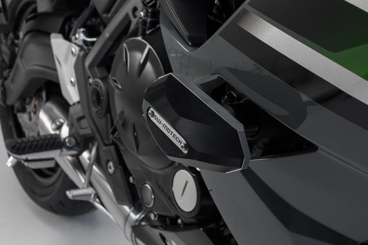 SW-Motech Sturzpad-Kit | Schwarz. Kawasaki Ninja 650 (16-).