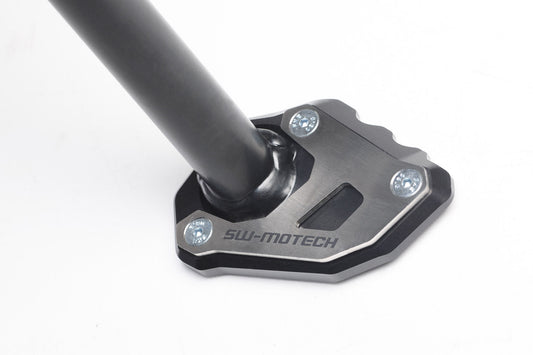 SW-Motech Seitenständerfuß-Verbreiterung | Schwarz/Silbern. KTM 1050/1090/1190 Adv,1290 SAdv.