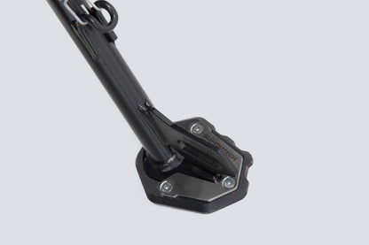 SW-Motech Seitenständerfuß-Verbreiterung | Schwarz/Silbern. BMW F 750 / 800 GS (17-).