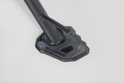 SW-Motech Seitenständerfuß-Verbreiterung | Schwarz/Silbern. Ducati Modelle.