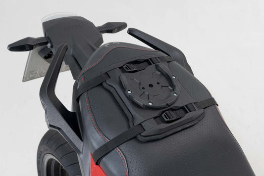 SW-Motech PRO Seat Ring | Schwarz. Zur Befestigung auf Sitzbank.