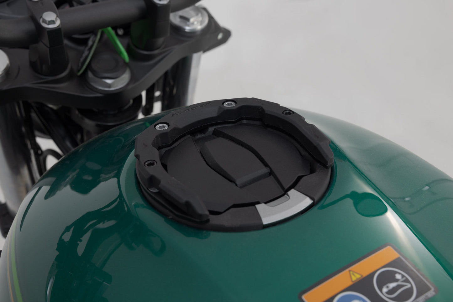 SW-Motech PRO Tankring | Schwarz. Kawasaki Modelle (20-).