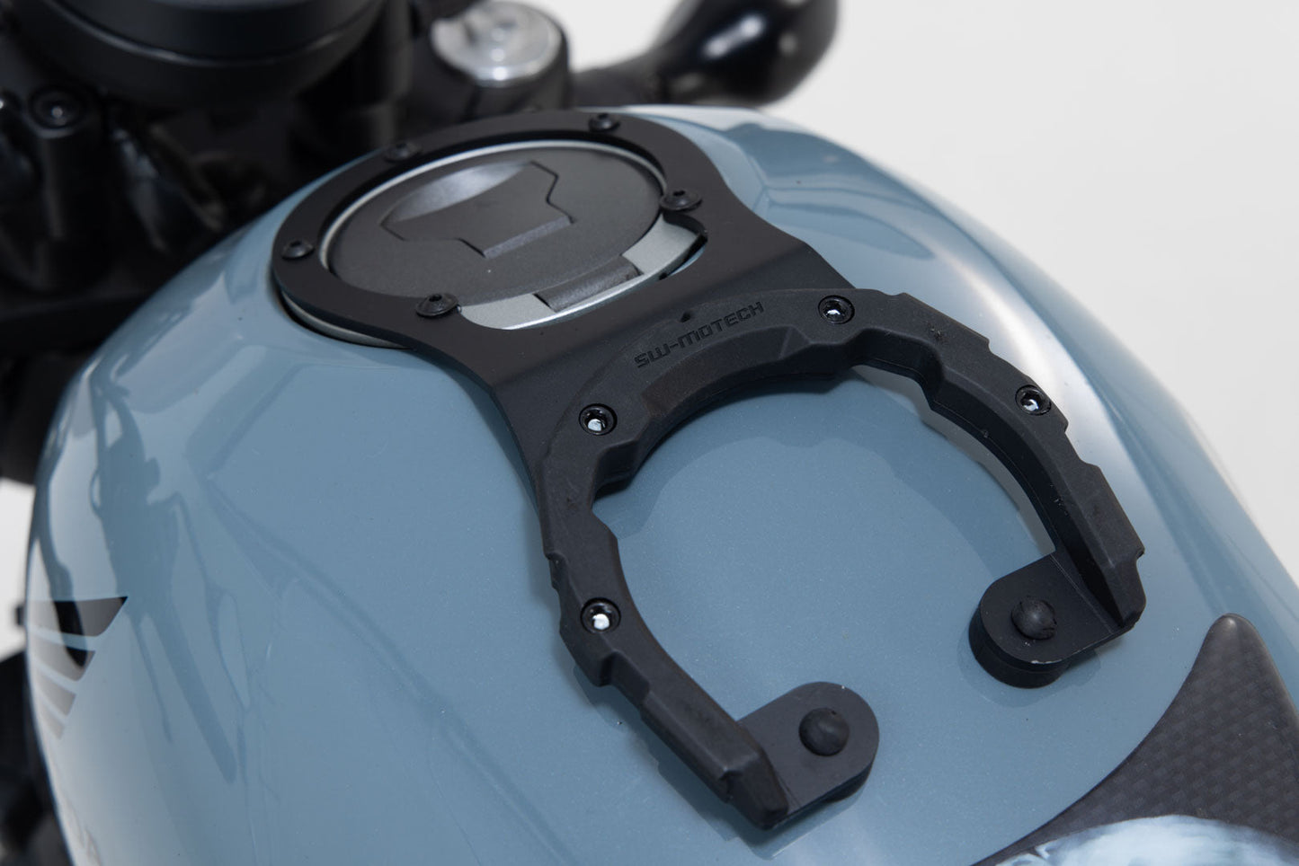 SW-Motech PRO Tankring | Schwarz. Honda CMX500 Rebel (16-).
