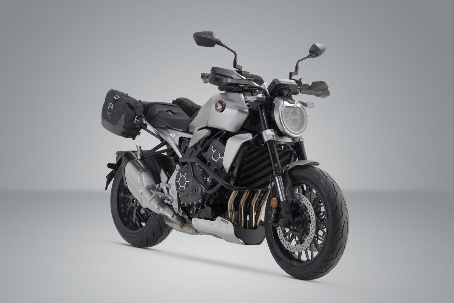 SW-Motech Legend Gear Seitentaschen-System LC | Honda CB1000R (21-).