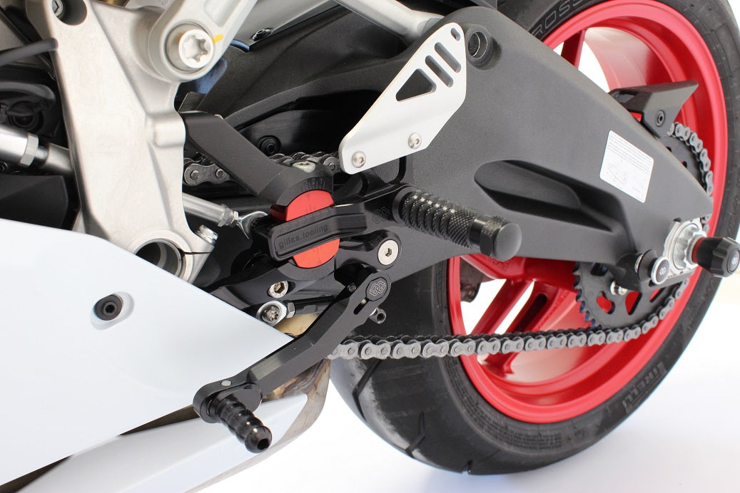 Gilles Fußrastenanlage VCR38GT | verstellbar | ABE | passend für Ducati 959 Panigale / Panigale V2 - Modelle